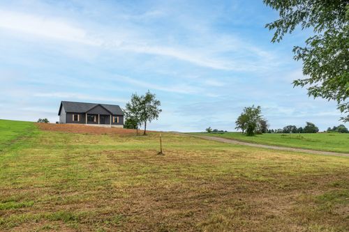 197 N Old Military Rd, Summertown, TN, 38483-7036 | Card Image