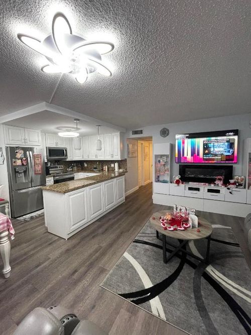 3021-3021 Ellesmere B, Deerfield Beach, FL, 33442-3554 | Card Image