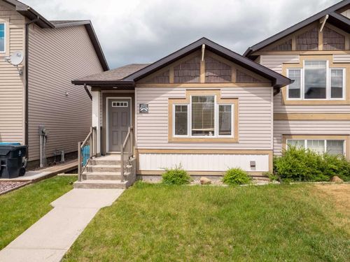 825 Silkstone Close W, Lethbridge, AB, T1J5C6 | Card Image