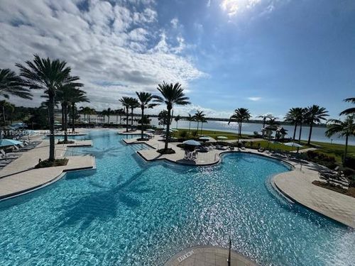 19488 Whispering Creek Rd, Loxahatchee, FL, 33470 | Card Image