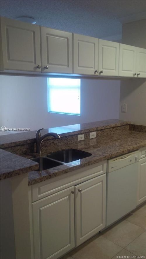 3113-17125 N Bay Rd, Sunny Isles Beach, FL, 33160-3448 | Card Image