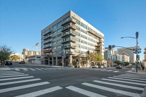 210-1551 Horton Plz, San Diego, CA, 92101-6146 | Card Image