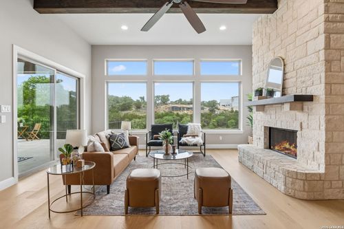 10827 Nina Rdg, San Antonio, TX, 78255-3616 | Card Image