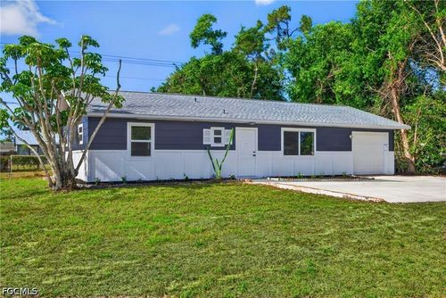 2300 Crystal Dr, Fort Myers, FL, 33907-4005 | Card Image