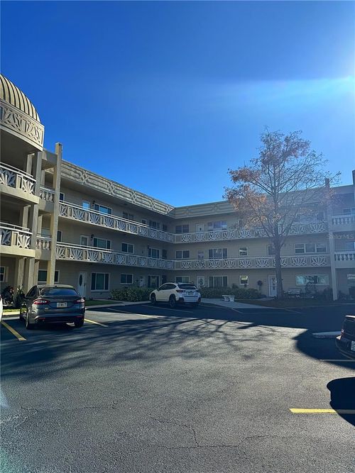 apt-35-2351 Irish Ln, CLEARWATER, FL, 33763-3132 | Card Image