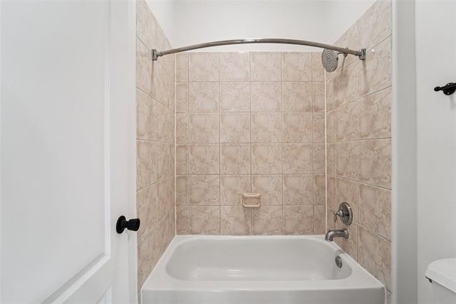 21885 Lost Mdw, House other with 4 bedrooms, 4 bathrooms and 7 parking in New Caney TX | Image 33