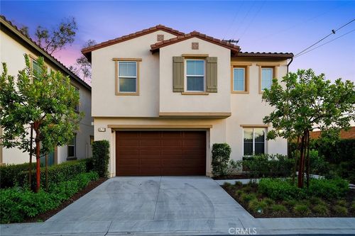4689 Holly Ave, Long Beach, CA, 90805-6706 | Card Image