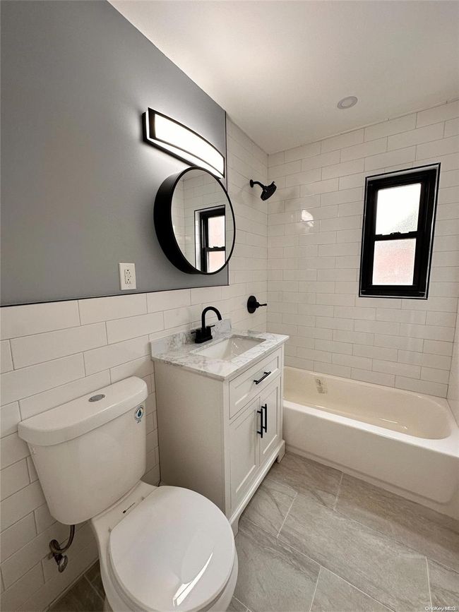 2 - 219-50 74 Th Ave, Home with 2 bedrooms, 1 bathrooms and 2 parking in Bayside NY | Image 8