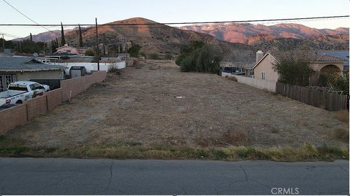 677 E Indian School Ln, Banning, CA, 92220 | Card Image