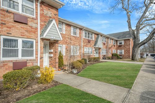 apt-7-100 Connetquot Ave, East Islip, NY, 11730-1452 | Card Image