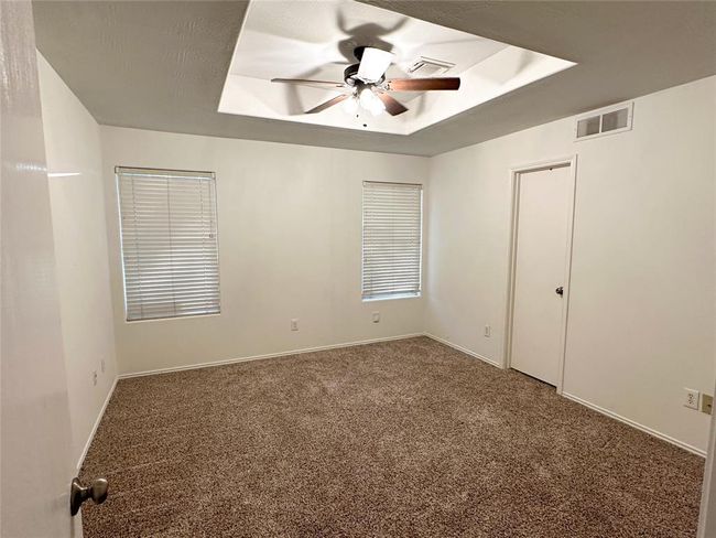7907 Fire Thorn Ln, House other with 3 bedrooms, 2 bathrooms and 2 parking in Cypress TX | Image 11