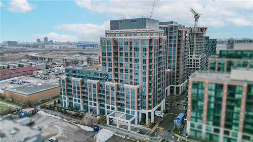 821-31 Tippett Rd, Toronto, ON, M3H0C8 | Card Image