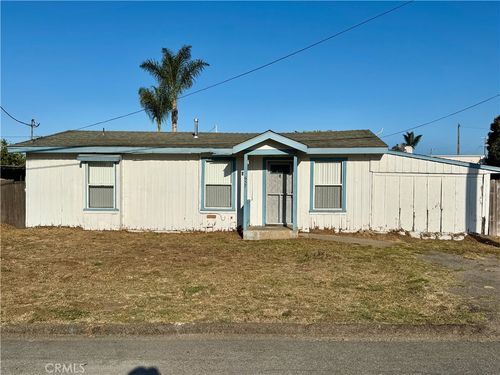 657 N 8th St, Grover Beach, CA, 93433-1125 | Card Image