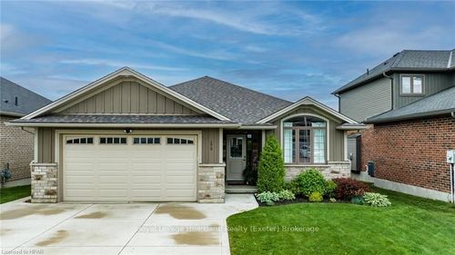 175 Spencer Ave, Lucan, ON, N0M2J0 | Card Image