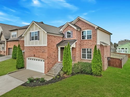 7628 Kemberton Dr E, Nolensville, TN, 37135-4035 | Card Image
