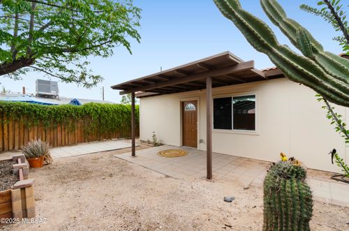 1107 E Water St, Tucson, AZ, 85719-3062 | Card Image