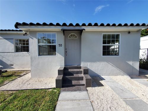 70 Nw 33rd St, Miami, FL, 33127-3508 | Card Image