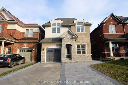 38 Foxberry Rd, East Gwillimbury, ON, L9N0P6 | Card Image