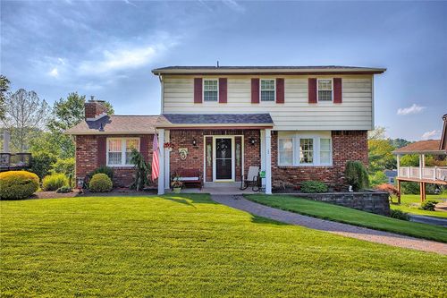 108 Wiltshire Cir, Monroeville, PA, 15146-2043 | Card Image