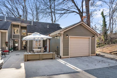 1301 Leeward Rd, Anderson, SC, 29625-5926 | Card Image