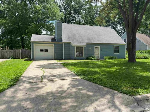 312 Clayton Ct, Lawrence, KS, 66044-4601 | Card Image