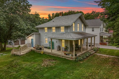 48 Marion St, Hillsdale, MI, 49242-1403 | Card Image