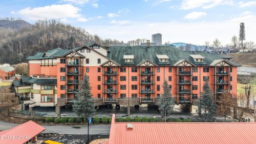 406-215 Woliss Ln, Gatlinburg, TN, 37738 | Card Image