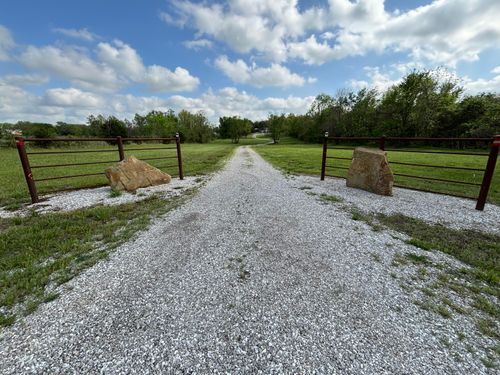 20699 Highway Zz, Aurora, MO, 65605 | Card Image