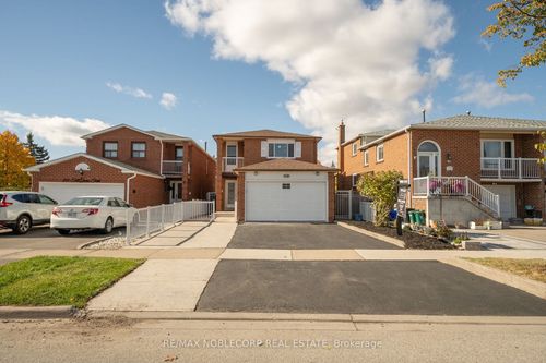 bsmt-182 Tall Grass Trail, Woodbridge, ON, L4L3P8 | Card Image