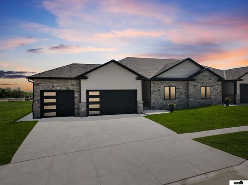 7949 Ponce Dr, Lincoln, NE, 68516-4412 | Card Image