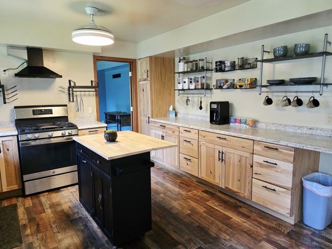 Kitchen2.jpg | Image 11