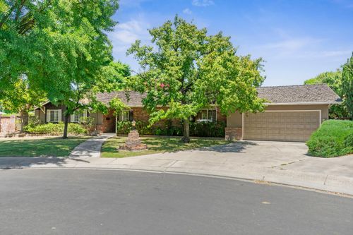 817 Hampshire Court, Modesto, CA, 95350 | Card Image