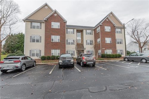 2a-3710 Spanish Peak Drive, High Point, NC, 27265 | Card Image