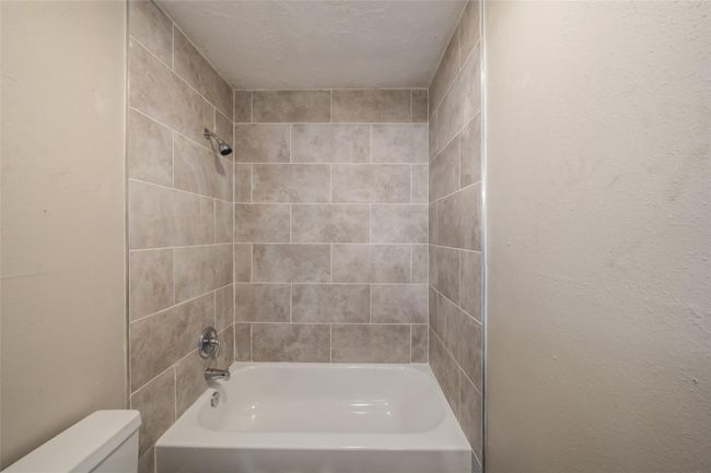 3423 Berry Grove Dr, House other with 3 bedrooms, 3 bathrooms and 2 parking in Spring TX | Image 16
