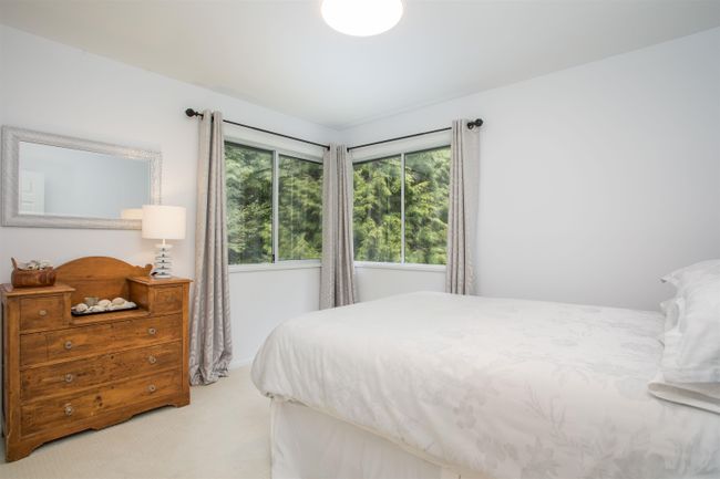 6783 Dufferin Avenue, House other with 6 bedrooms, 4 bathrooms and 6 parking in West Vancouver BC | Image 22