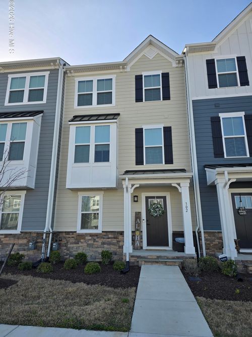 302 Fost Blvd, Moyock, NC, 27958-7016 | Card Image