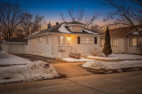 2212 16th Street, La Crosse, WI, 54601 | Card Image