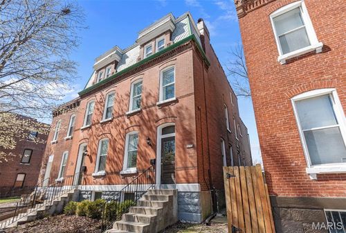 2253 Indiana Ave, Saint Louis, MO, 63104-2736 | Card Image