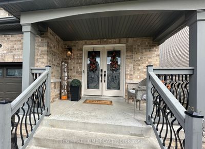 39 Darryl Caswell Way, House other with 3 bedrooms, 3 bathrooms and 4 parking in Bowmanville ON | Image 2