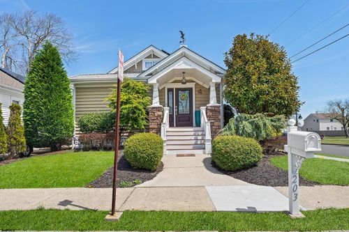 203 Roosevelt Ave, NORTHFIELD, NJ, 08225-1931 | Card Image