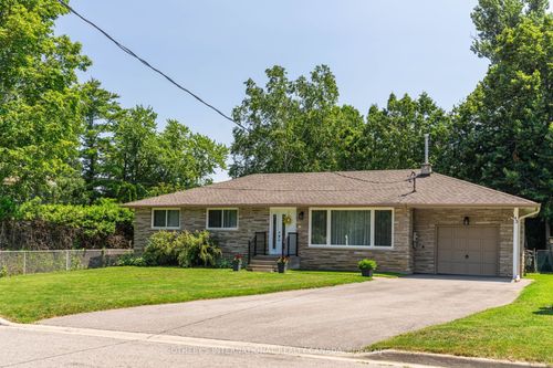 43 Northwood Rd, Sutton West, ON, L0E1L0 | Card Image