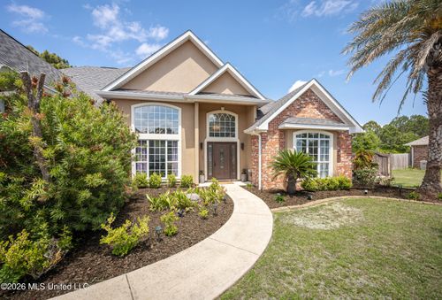 1713 Shelby Ln, Ocean Springs, MS, 39564-8830 | Card Image