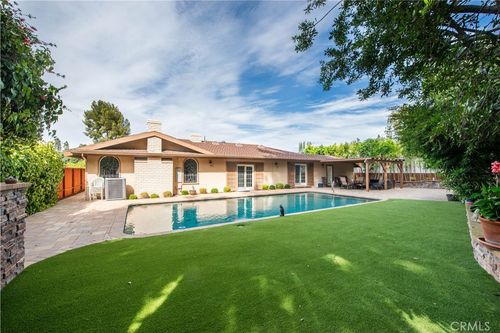 16534 Bosque Dr, Encino, CA, 91436-3747 | Card Image