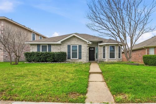 806 Springfield Dr, Cedar Hill, TX, 75104-7300 | Card Image