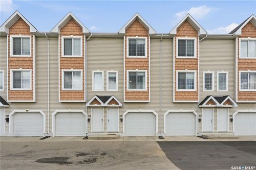 24-243 Herold Terrace, Saskatoon, SK, S7V1J6 | Card Image