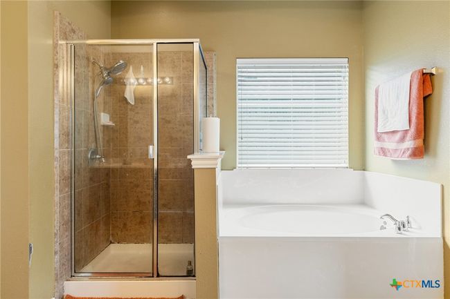 Primary bathroom | Image 21