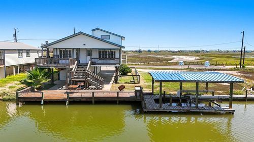 151 Starfish Dr, Rockport, TX, 78382-9358 | Card Image