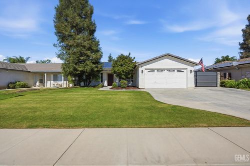 5123 Via Viretta Dr, Bakersfield, CA, 93308-6592 | Card Image