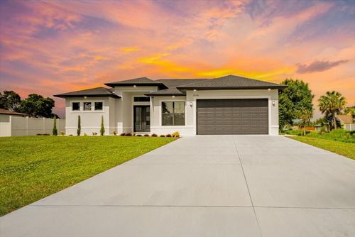 5148 Florida Road, Venice, FL, 34293 | Card Image