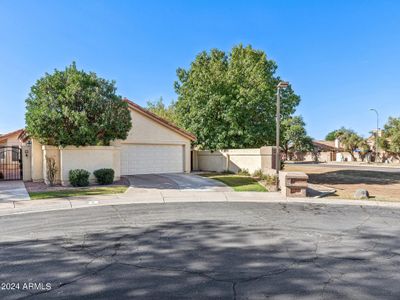 7 E La Vieve Lane, House other with 2 bedrooms, 2 bathrooms and null parking in Tempe AZ | Image 2